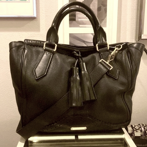 Burberry bag - Picture 1 of 15